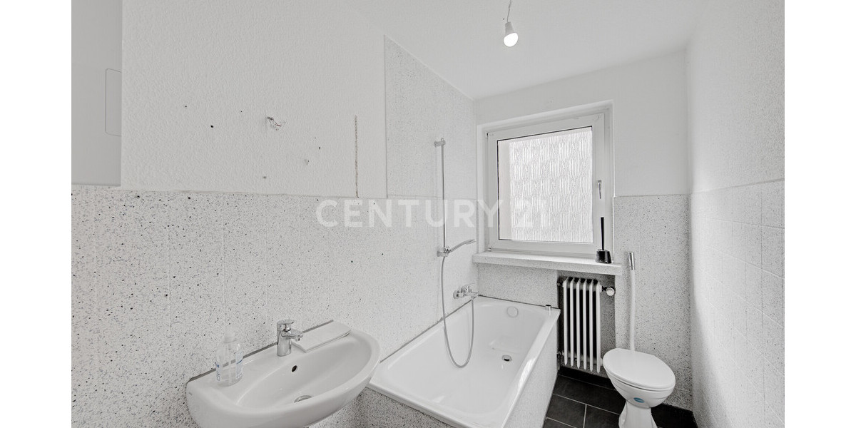Wohnung links Wannenbad